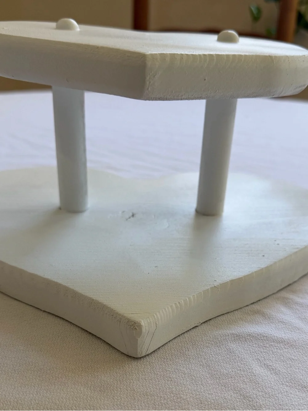 White Heart-Shaped Wooden Wall Quilt/Towel Holder
